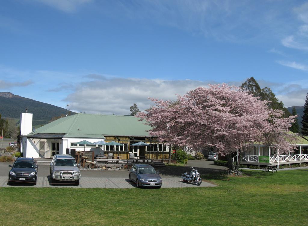 Turangi Bridge Motel Bagian luar foto