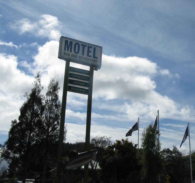 Turangi Bridge Motel Bagian luar foto